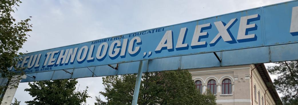 Fe7chLoWQAApT2X.jfif